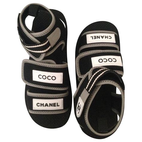 chanel sandales scratch|authentic Chanel sandals.